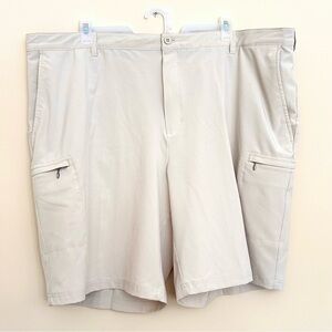 Izod Golf Men's Light Khaki Tan Cargo Shorts Size 48